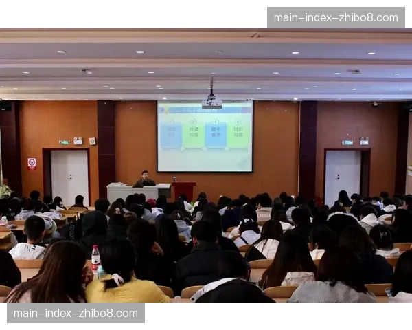 财务视角：欧冠收入对顶级俱乐部转会策略与薪资结构的影响分析